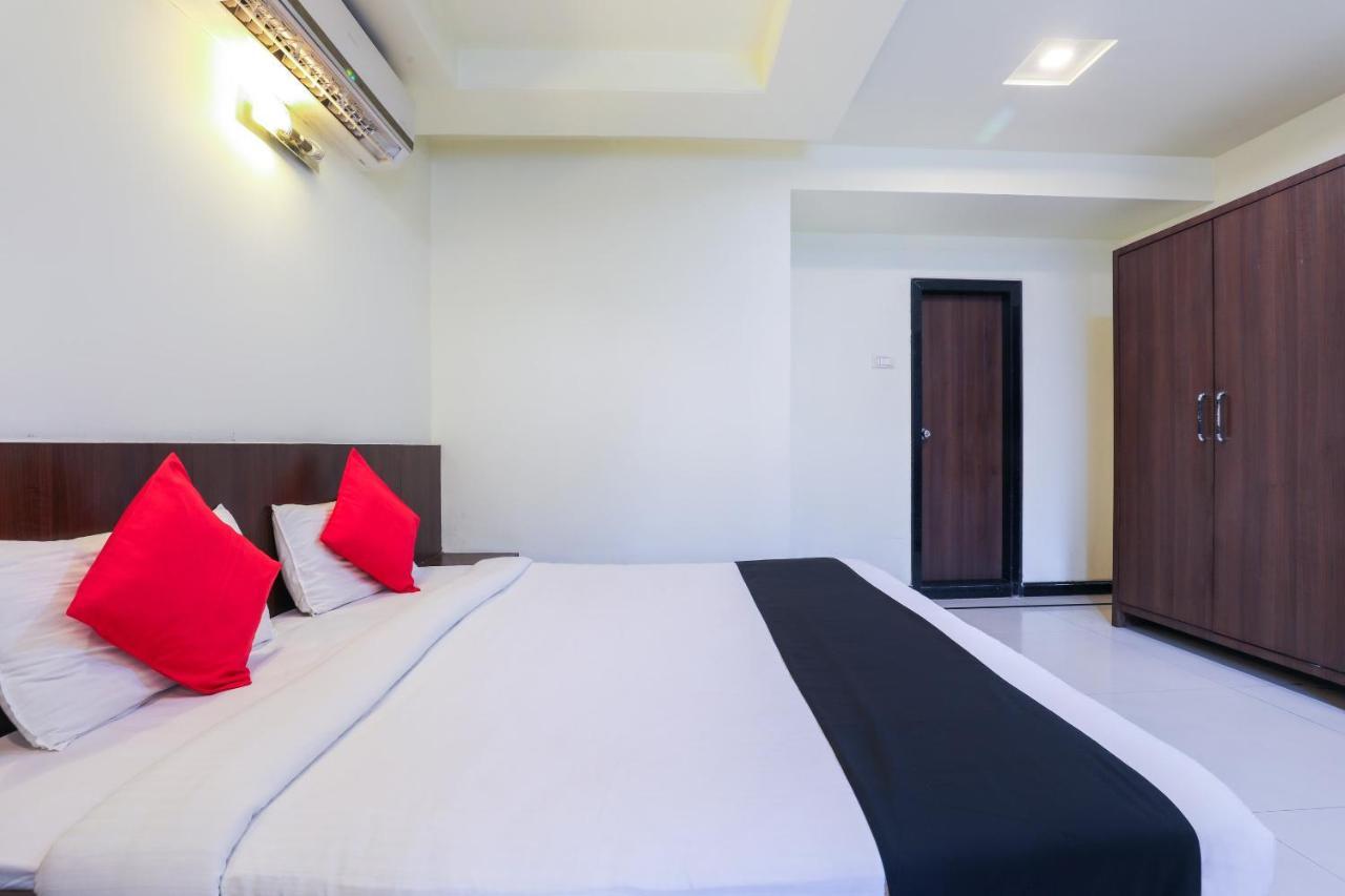 Oyo 63283 Shakti Palace Hotel Boma Екстериор снимка