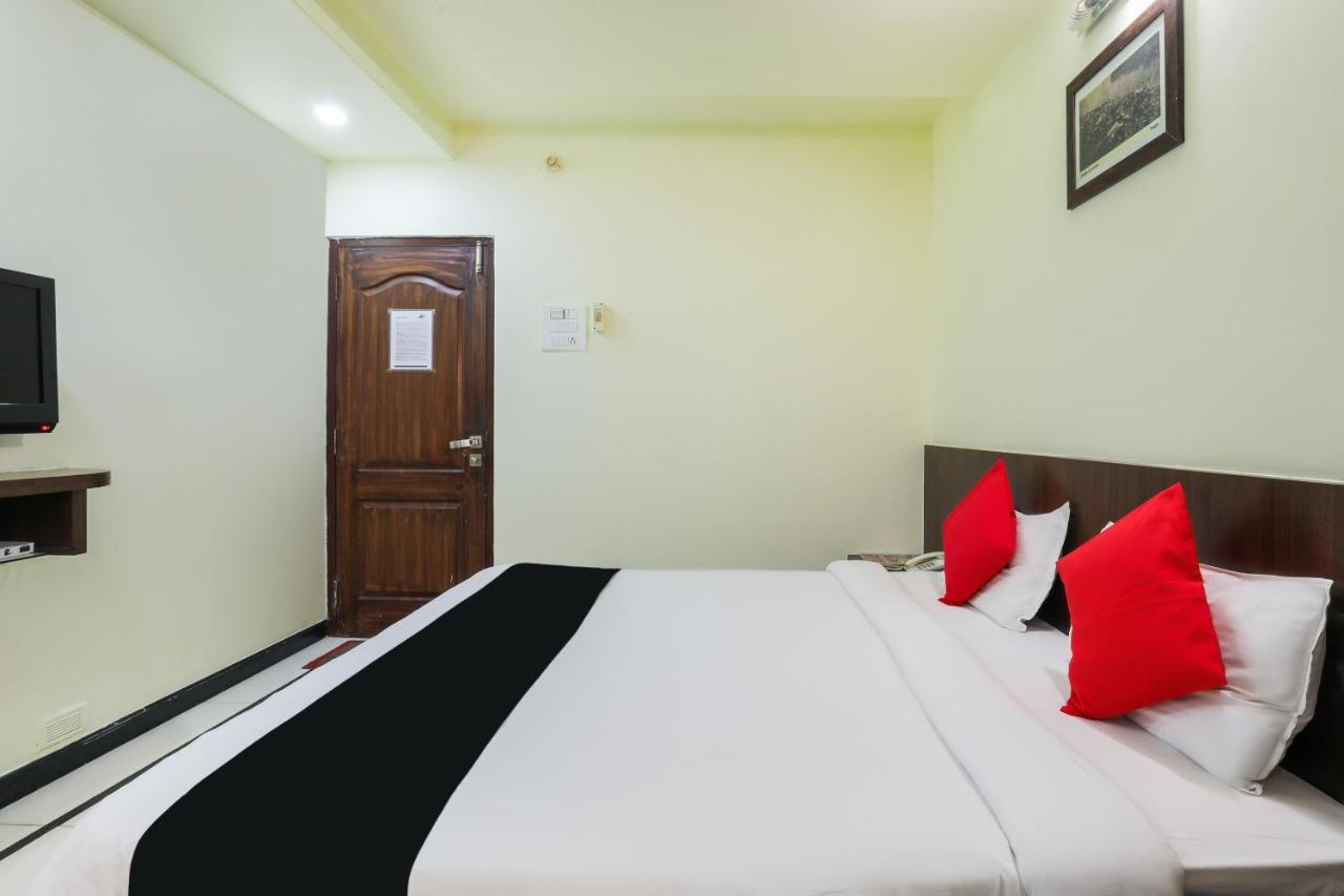 Oyo 63283 Shakti Palace Hotel Boma Екстериор снимка